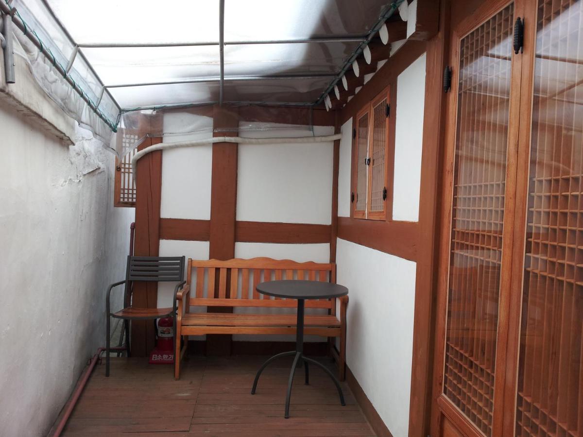 Han Hanok Guesthouse Seoul Exterior photo