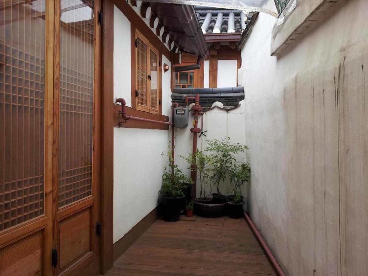 Han Hanok Guesthouse Seoul Exterior photo