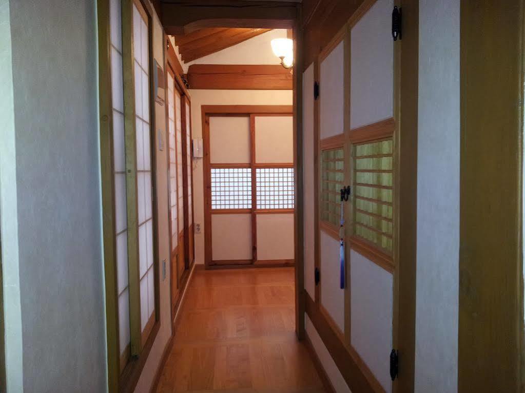 Han Hanok Guesthouse Seoul Exterior photo