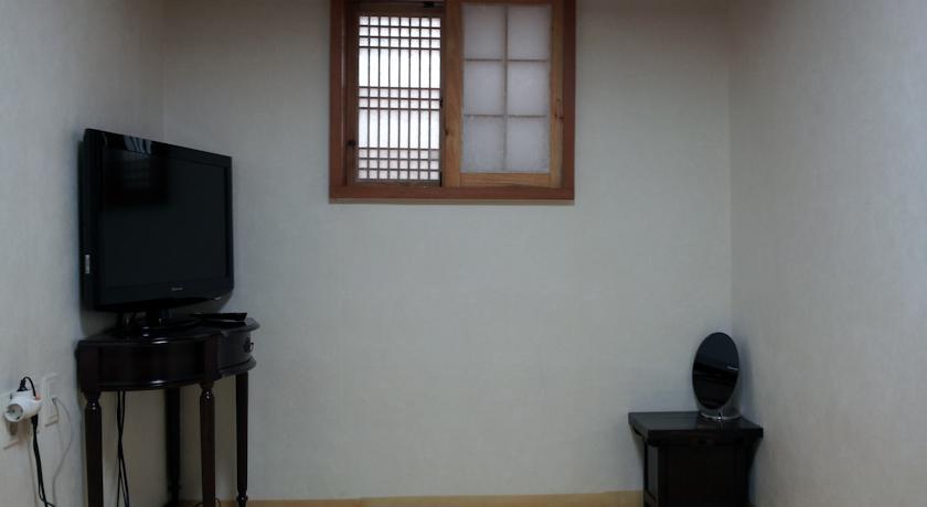 Han Hanok Guesthouse Seoul Room photo