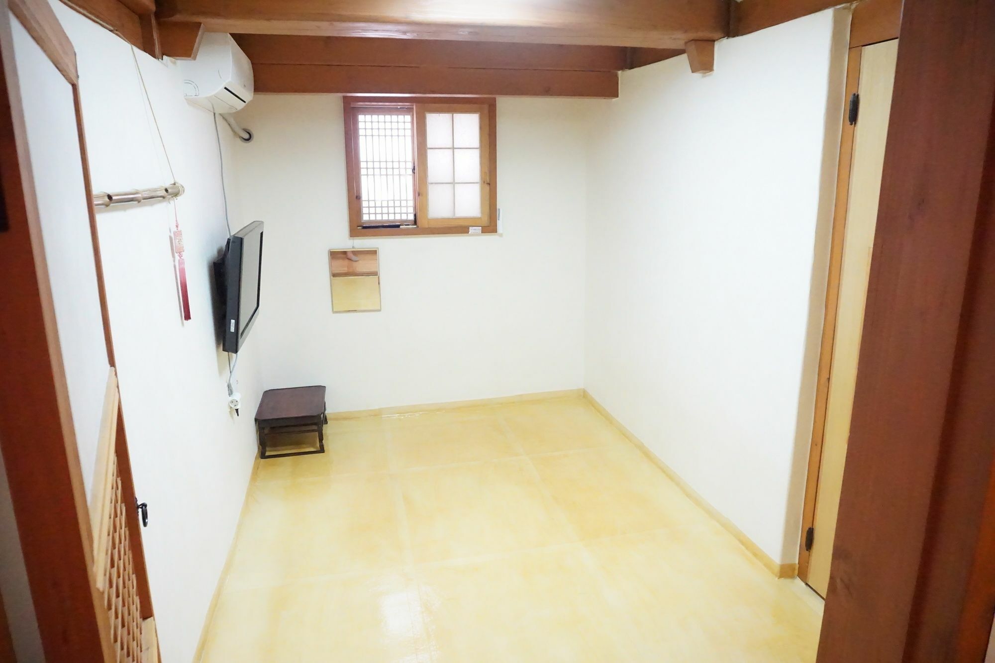 Han Hanok Guesthouse Seoul Exterior photo